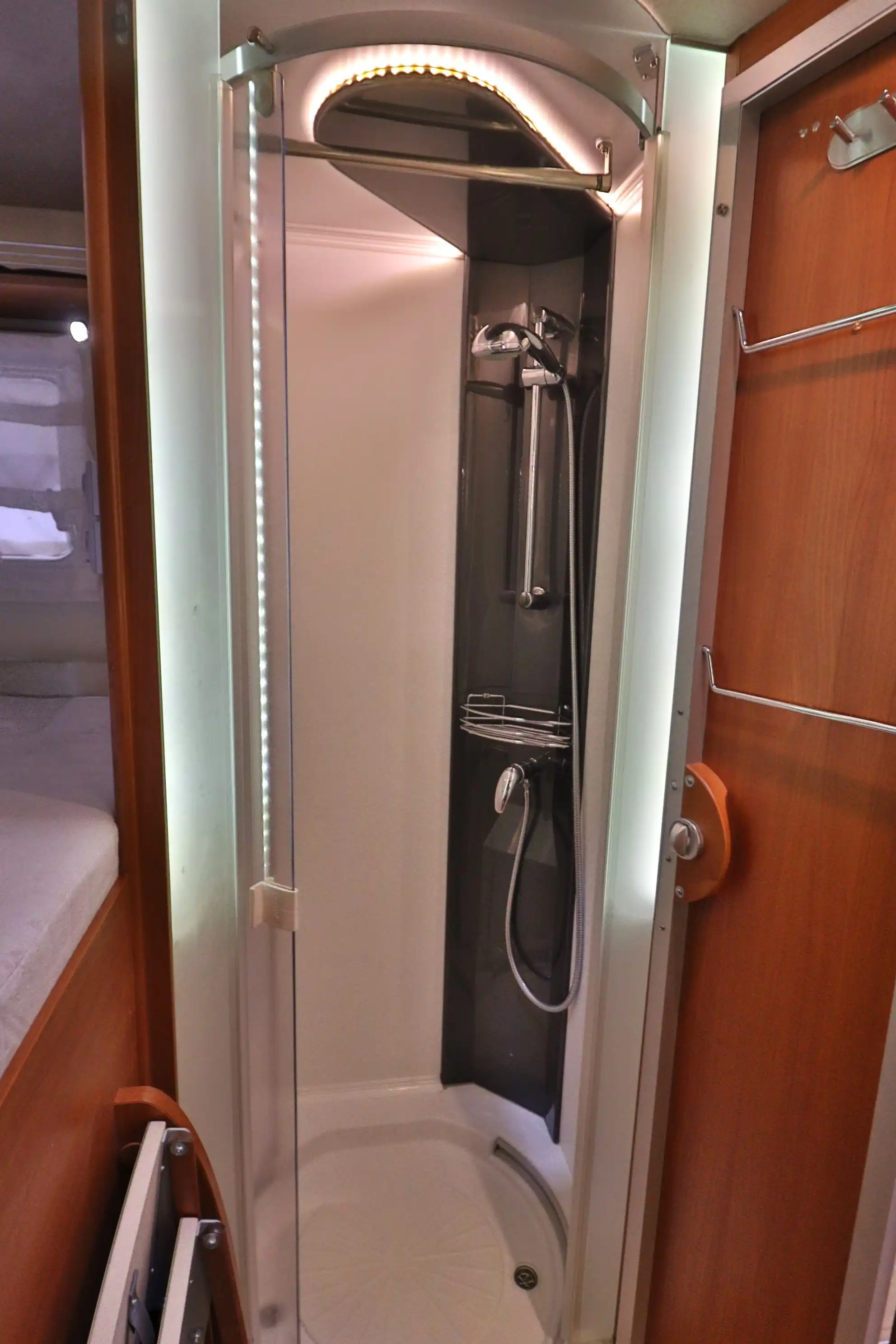 FRANKIA I 680 BD LuxuryClass